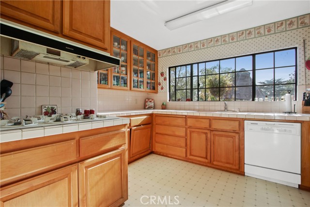 10757 Mountair Avenue photo 3