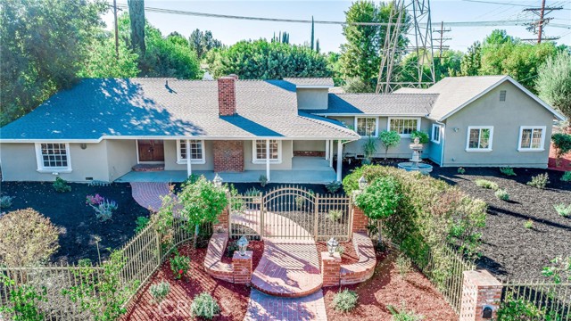 5065 Geyser Avenue photo 1