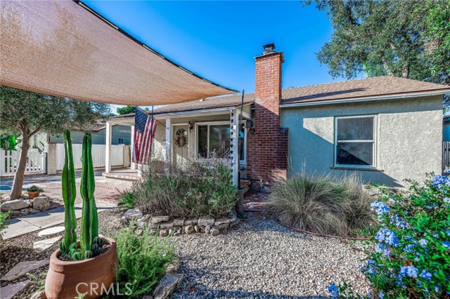 17251 Kittridge Street photo 4