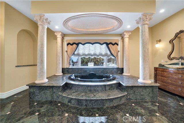 Detail Gallery Image 19 of 39 For 25251 Prado Del Grandioso, Calabasas,  CA 91302 - 7 Beds | 9/1 Baths