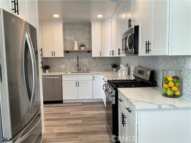 2804 Spreckels Lane, Redondo Beach, California 90278, 3 Bedrooms Bedrooms, ,2 BathroomsBathrooms,Residential,Sold,Spreckels,SR22112811