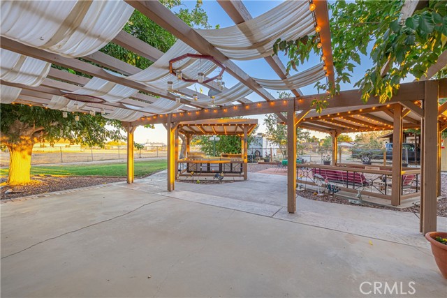 Detail Gallery Image 36 of 43 For 3242 E Avenue H4, Lancaster,  CA 93535 - 4 Beds | 2 Baths