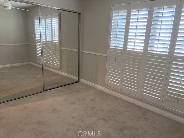 22103 Oxnard Street photo 7