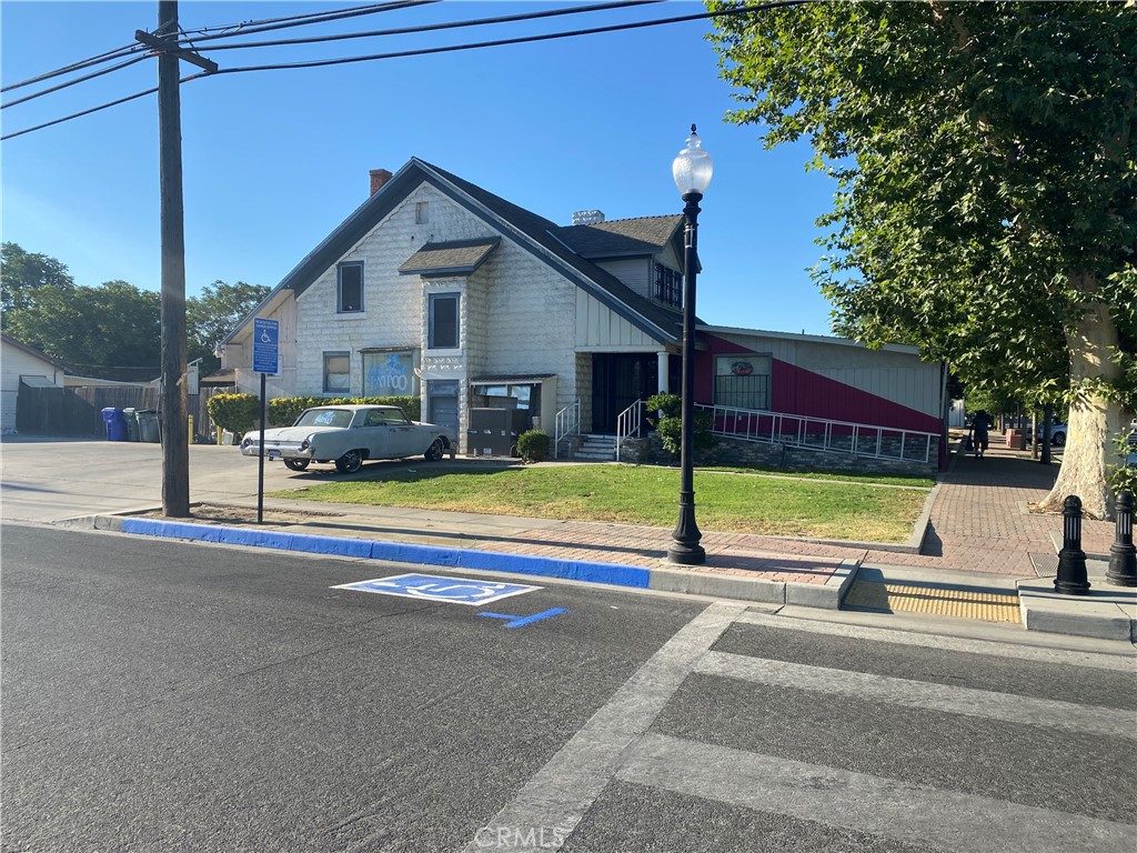 1328 Main Street, Delano, CA 93215