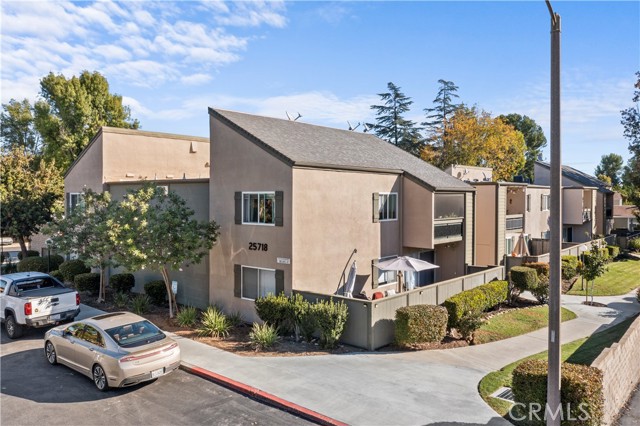 Detail Gallery Image 1 of 1 For 25718 Hogan Dr #C12,  Valencia,  CA 91355 - 2 Beds | 2 Baths