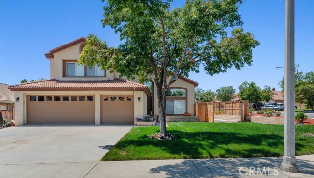 8317 Maynard Ln, Riverside, CA 92508