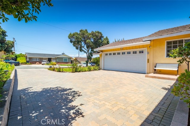 1910 Velez Drive, Rancho Palos Verdes, California 90275, 3 Bedrooms Bedrooms, ,2 BathroomsBathrooms,Residential,Sold,Velez,SR22160713