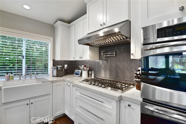 24550 Stonegate Drive photo 6