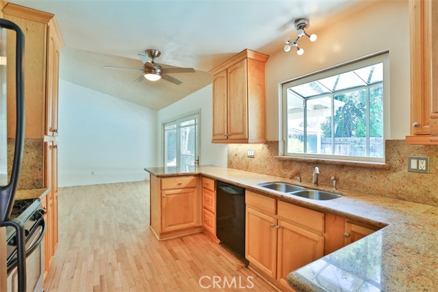 9936 Laramie Avenue photo 3