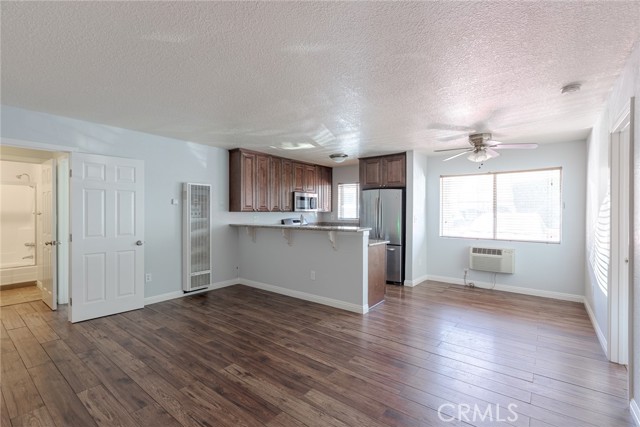 18530 Hatteras Street, 127 photo 8