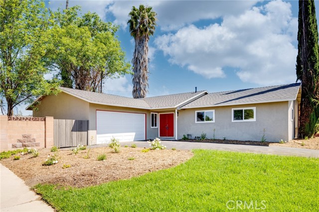 Detail Gallery Image 1 of 1 For 1715 Fitzgerald Rd, Simi Valley,  CA 93065 - 4 Beds | 2 Baths