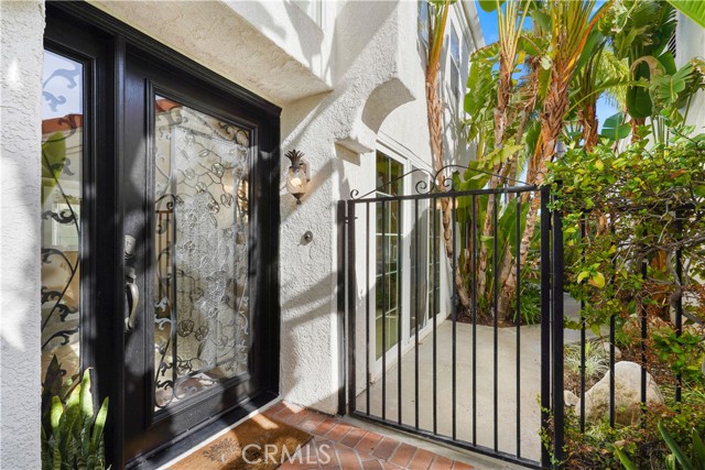 Atrium leading to front door and backyard