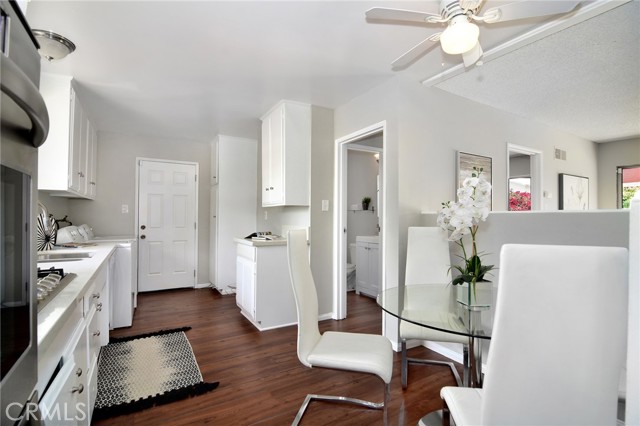 20531 Clark Street photo 7