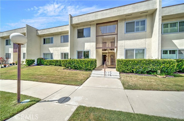 11813 Runnymede Street, 18 photo 2