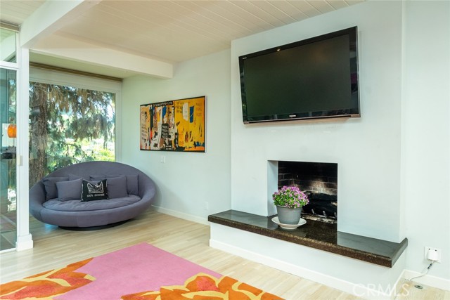 Ebee41ba C251 4525 A4b6 A2e4054751bf