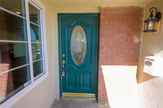 1431 Lodgewood Way photo 2