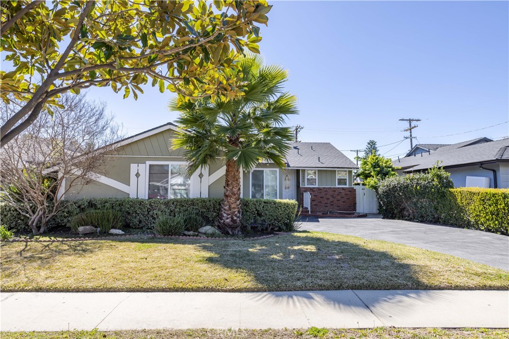 15036 Archwood Street, Van Nuys, CA 91405