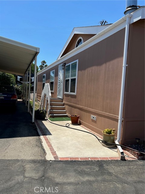 19120 Nordhoff, 5 photo 2