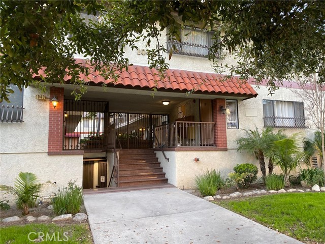 1043 Thompson Avenue 16 Glendale, California Welcome to this amazingly upgraded Thompson Court Townhome! This tastefully upgraded 2+1.5 townhome is located near the front of the complex with gated controlled access. As you enter you'll immediately be greeted by the stairway leading to the upper level as well as the living room with fireplace and downstairs guest bath. From the living room you'll then enter the kitchen with all newer stainless steel upgraded appliances, laundry in closet and rear access to the cozy patio area. Brand new HVAC unit installed Jan 2021, flooring is wood-like laminate throughout, all upgraded fixtures, recessed lighting, both bathrooms with remodeled and upgraded fixtures and faucets, quartz countertops and custom tile in shower/tub. Nest thermostat, Nest Protect Carbon/Smoke detector, dimmable overhead lighting on first floor. This unit is well cared for and centrally located to shopping and easy freeway access.