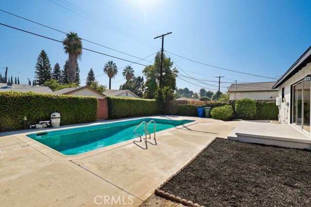 7436 Sunnybrae Avenue photo 4