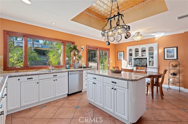 12419 Daryl Avenue photo 4
