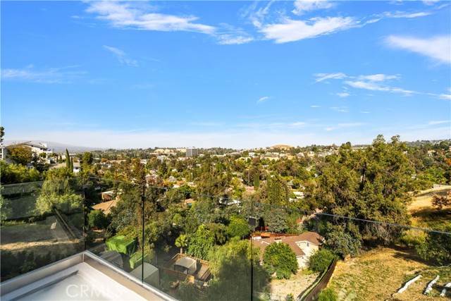 5176 Medina Road, Woodland Hills, CA 91364