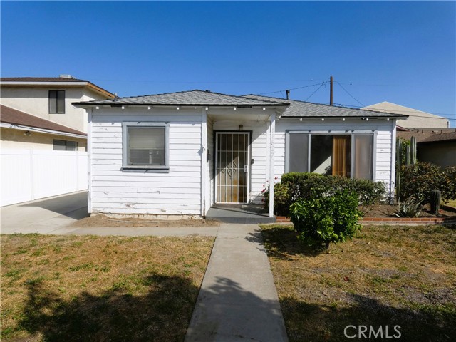 Detail Gallery Image 1 of 1 For 11627 185th St, Artesia,  CA 90701 - 2 Beds | 1 Baths