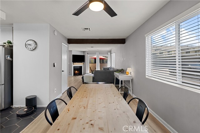 19221 Sherman Way, 35 photo 6