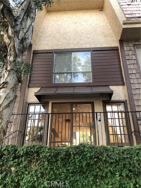 1865 Greenfield Ave #205, Los Angeles, CA 90025