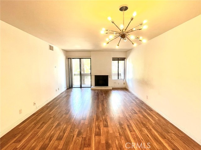 15215 Magnolia Boulevard 119, Sherman Oaks, CA 91403