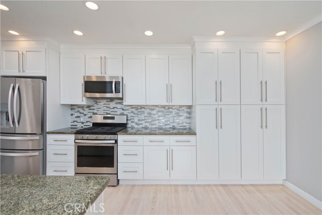 5115 Kester Avenue, 303 photo 7