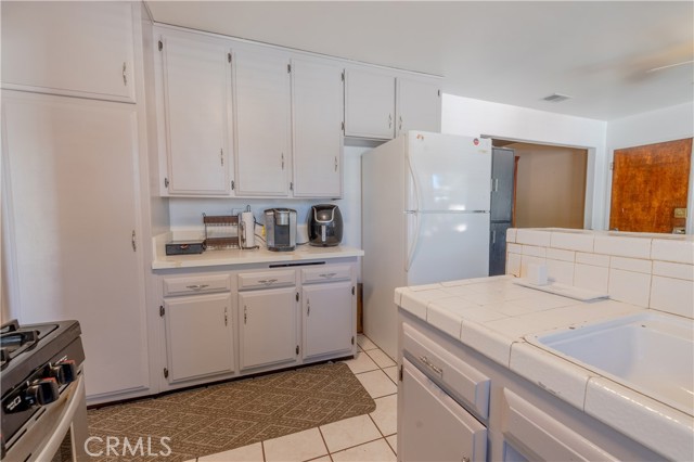 13166 Fernmont Street photo 5