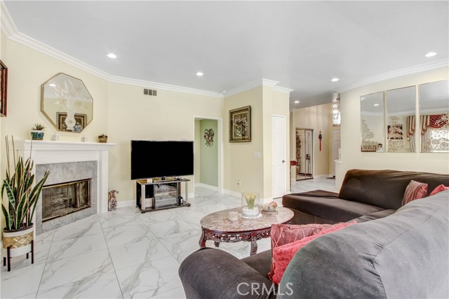 17021 Lassen Street photo 14