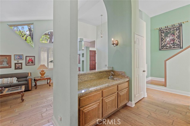 18701 Hatteras Street, 17 photo 7