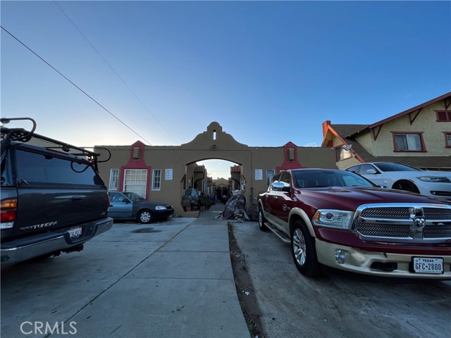 1735 6th Avenue #8, Los Angeles, CA, 90019 1735 6th Avenue #8, Los Angeles, CA, 90019