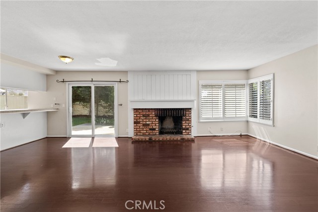 Living Room w/Fireplace