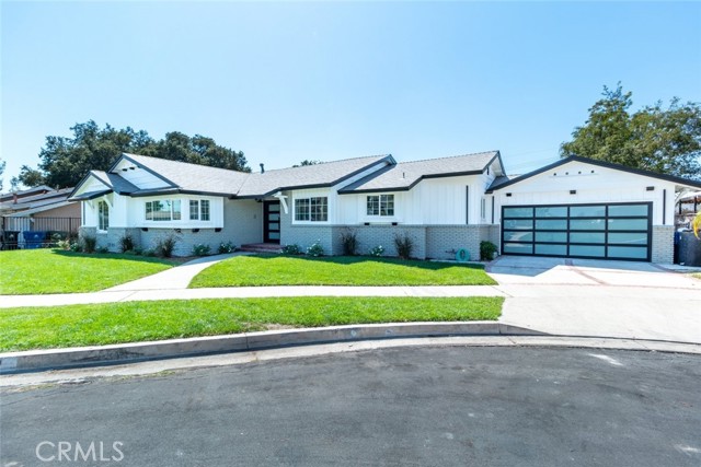 9449 Forbes Avenue photo 1