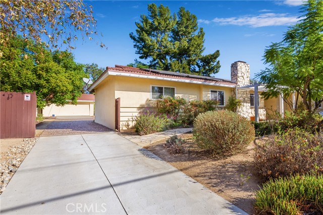 18209 Superior Street photo 6