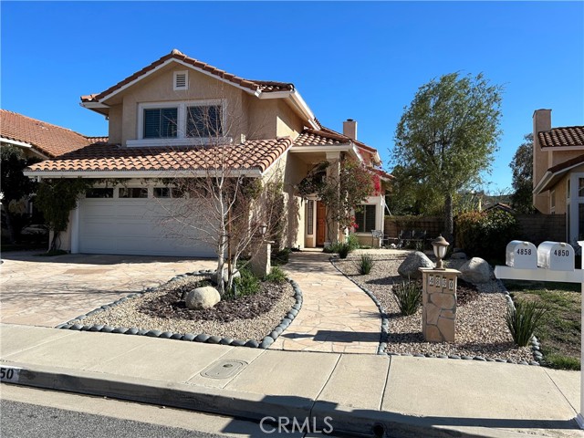 4850 Aliano Drive photo 4