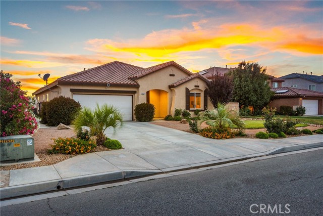 Detail Gallery Image 1 of 1 For 43527 Blossom Dr, Lancaster,  CA 93536 - 3 Beds | 2/1 Baths