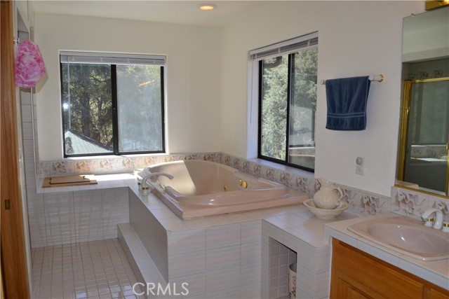 Detail Gallery Image 28 of 52 For 14001 Yellowstone Dr, Pine Mountain Club,  CA 93225 - 3 Beds | 3/1 Baths