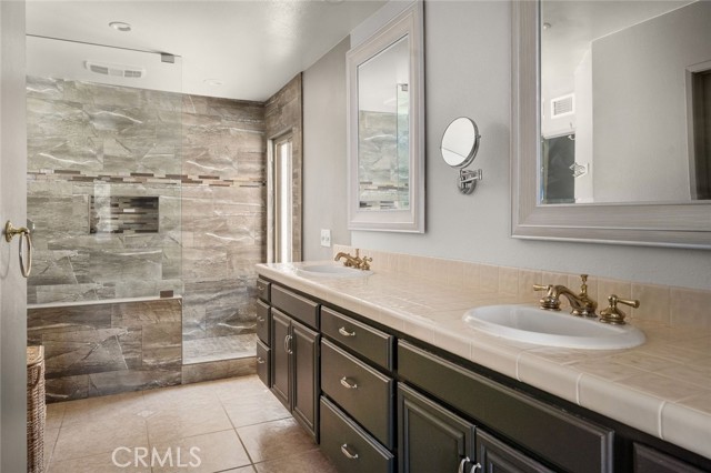 Master Bath with Double sinks a Walk-in-Closet