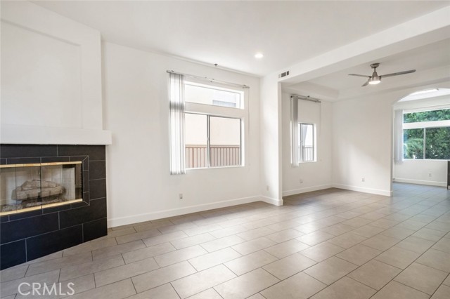 4520 Fulton Avenue, 10 photo 6