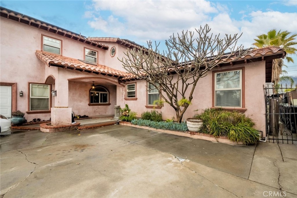 19011 E Haltern Avenue, Glendora, CA 91740