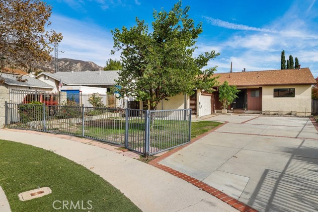 13870 Stratton Avenue photo 5