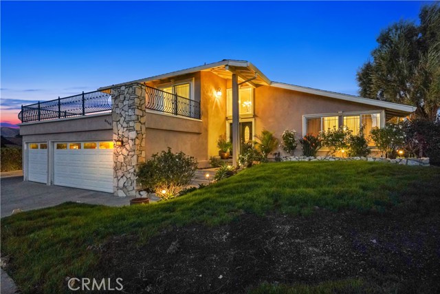 8960 Megan Avenue photo 2