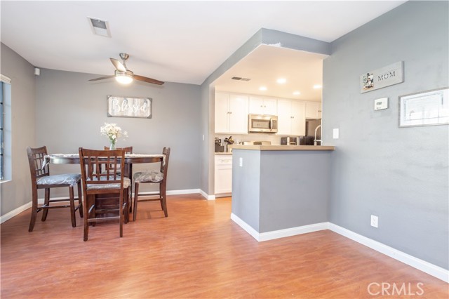 11350 Foothill Boulevard, 26 photo 6