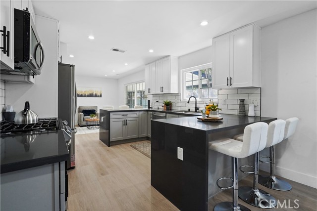 17000 Jeanine Place photo 3