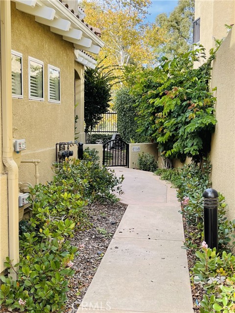 Entry walkway