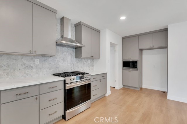 17201 Willard Street photo 6